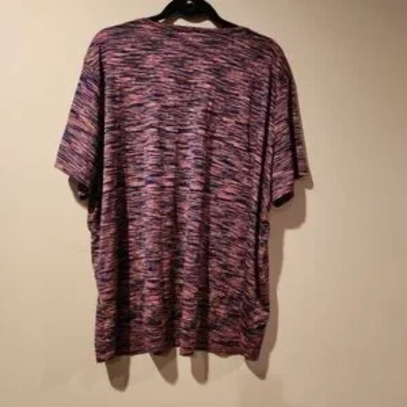 3/$10 Unbranded colorful short sleeve top with V neckline - Picture 3 of 5